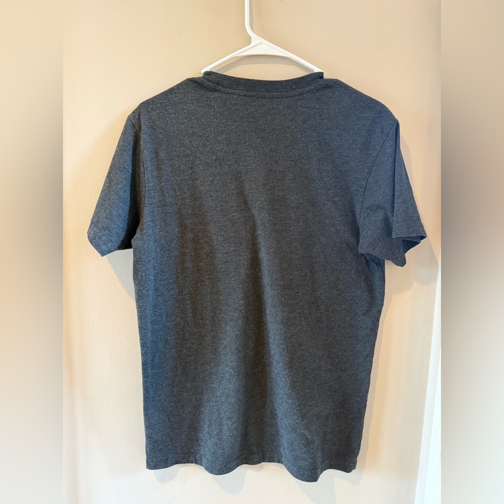 Sportique Men’s El Valle Suns Charcoal T-Shirt - Picture 2 of 7